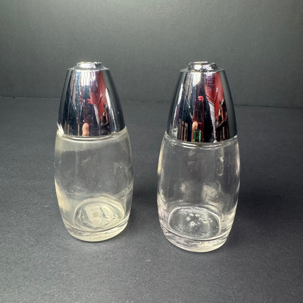 Gemco Vintage Clear Glass Salt and Pepper Shakers with‎ Chrome Tops 1970s EUC